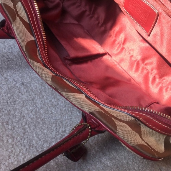 Coach Purse - Picture 4 of 7
